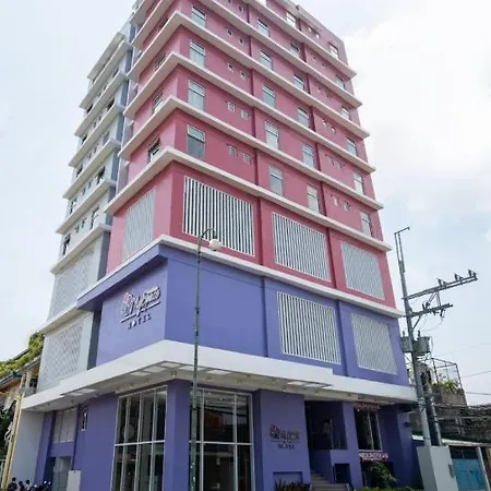 Myspace Hotel Comembo Taguig